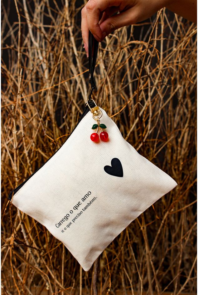 Necessarie Carrego o que amo -1-